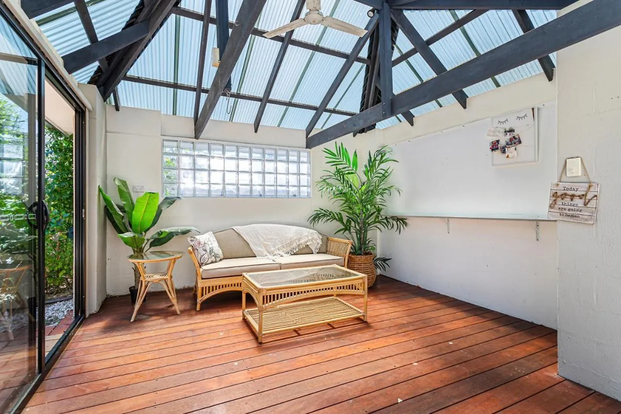 Luxury Waterside Oasis Vila Gold Coast Austrália
