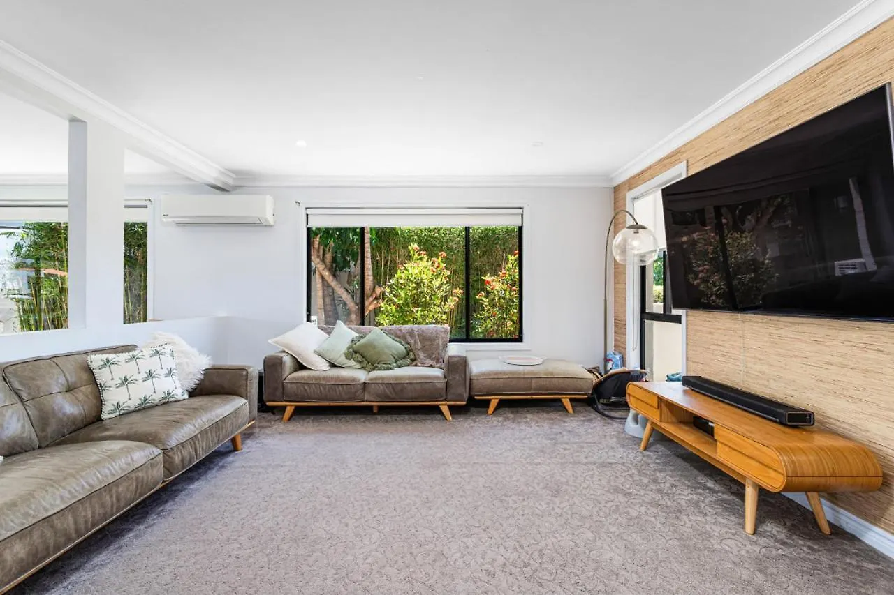 Casa de Férias Luxury Waterside Oasis Vila Gold Coast